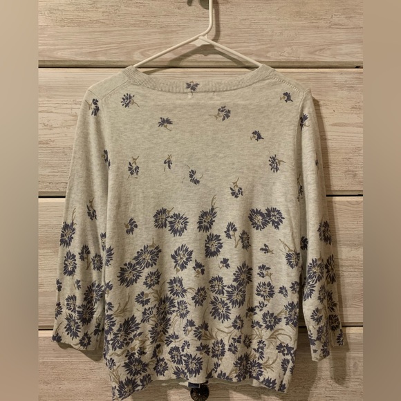 GAP Short Cardigan; Grey with Blue Flowers - Picture 3 of 4